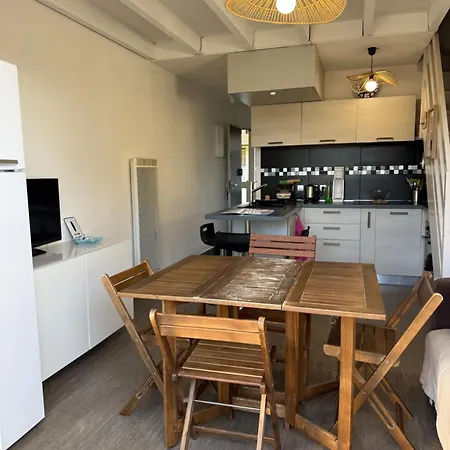 Vibes - 4 à 6 Personnes à 150m De La - 2 Et Mezzanine